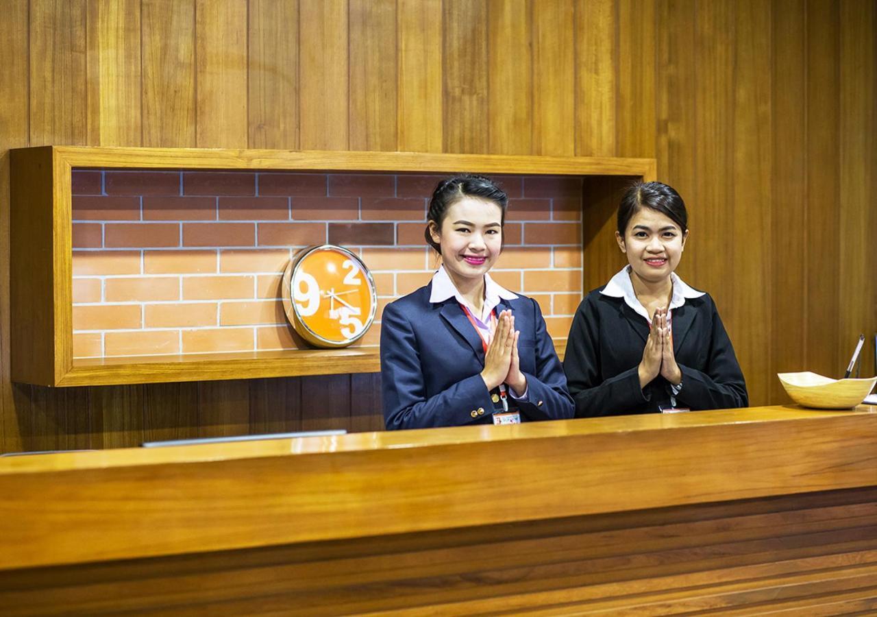 B2 Udon Thani Boutique And Budget Hotel Екстериор снимка